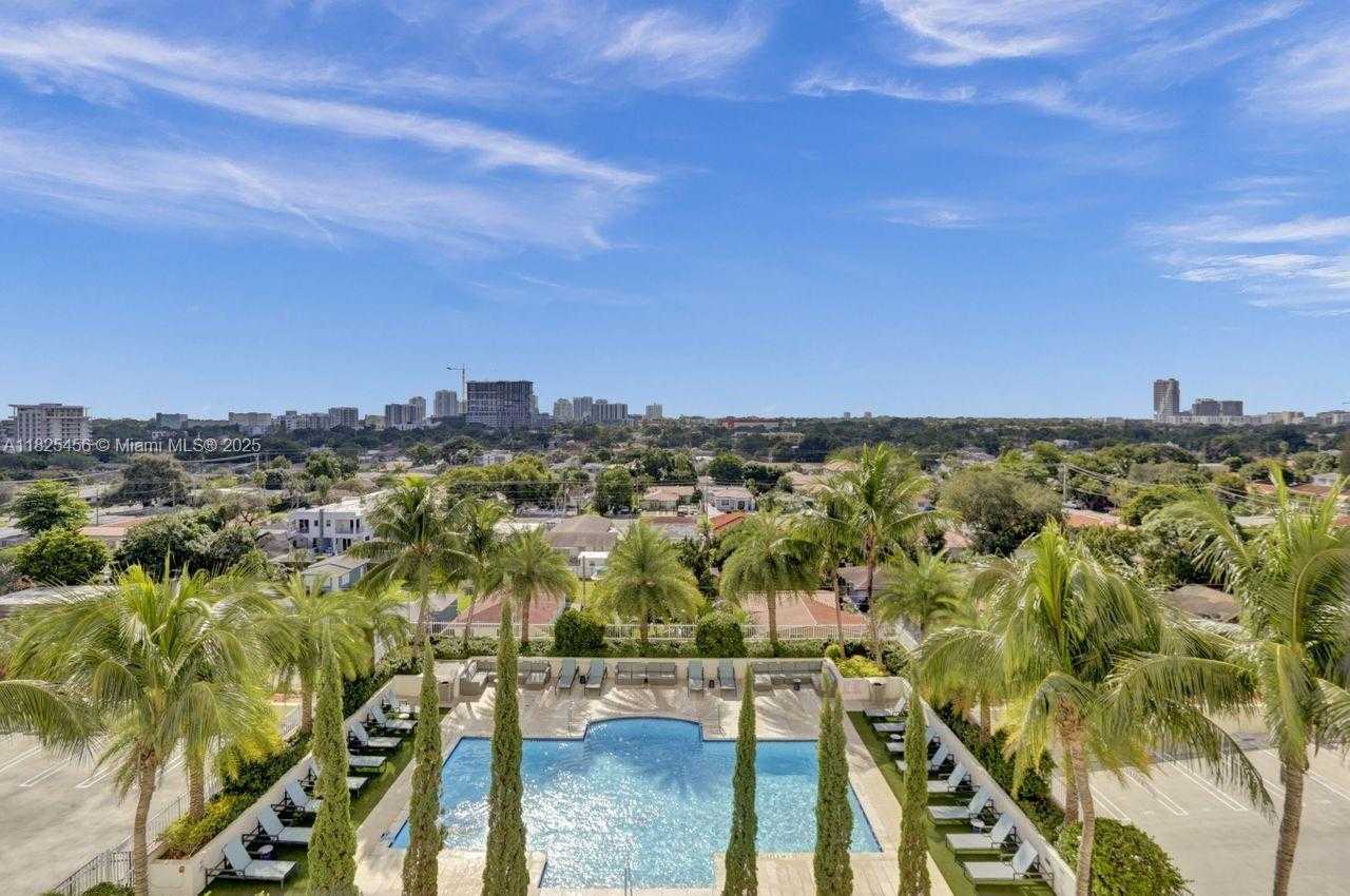 Small Image of 3000 CORAL WAY #808, Miami Number 30