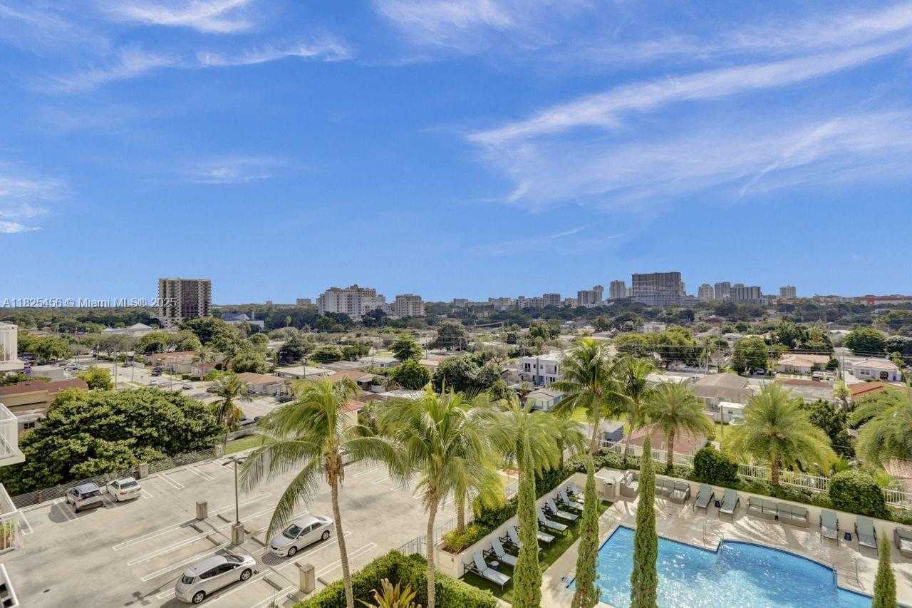 Small Image of 3000 CORAL WAY #808, Miami Number 34