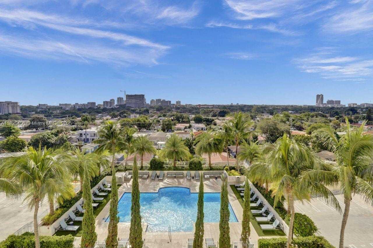 Small Image of 3000 CORAL WAY #808, Miami Number 35