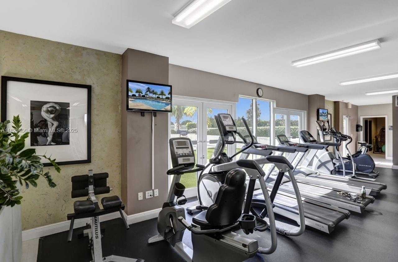 Small Image of 3000 CORAL WAY #808, Miami Number 36