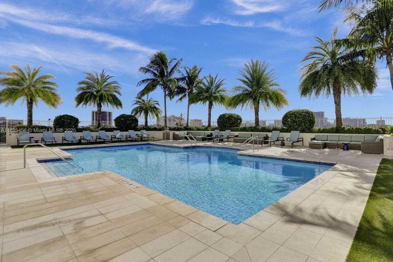 Small Image of 3000 CORAL WAY #808, Miami Number 43