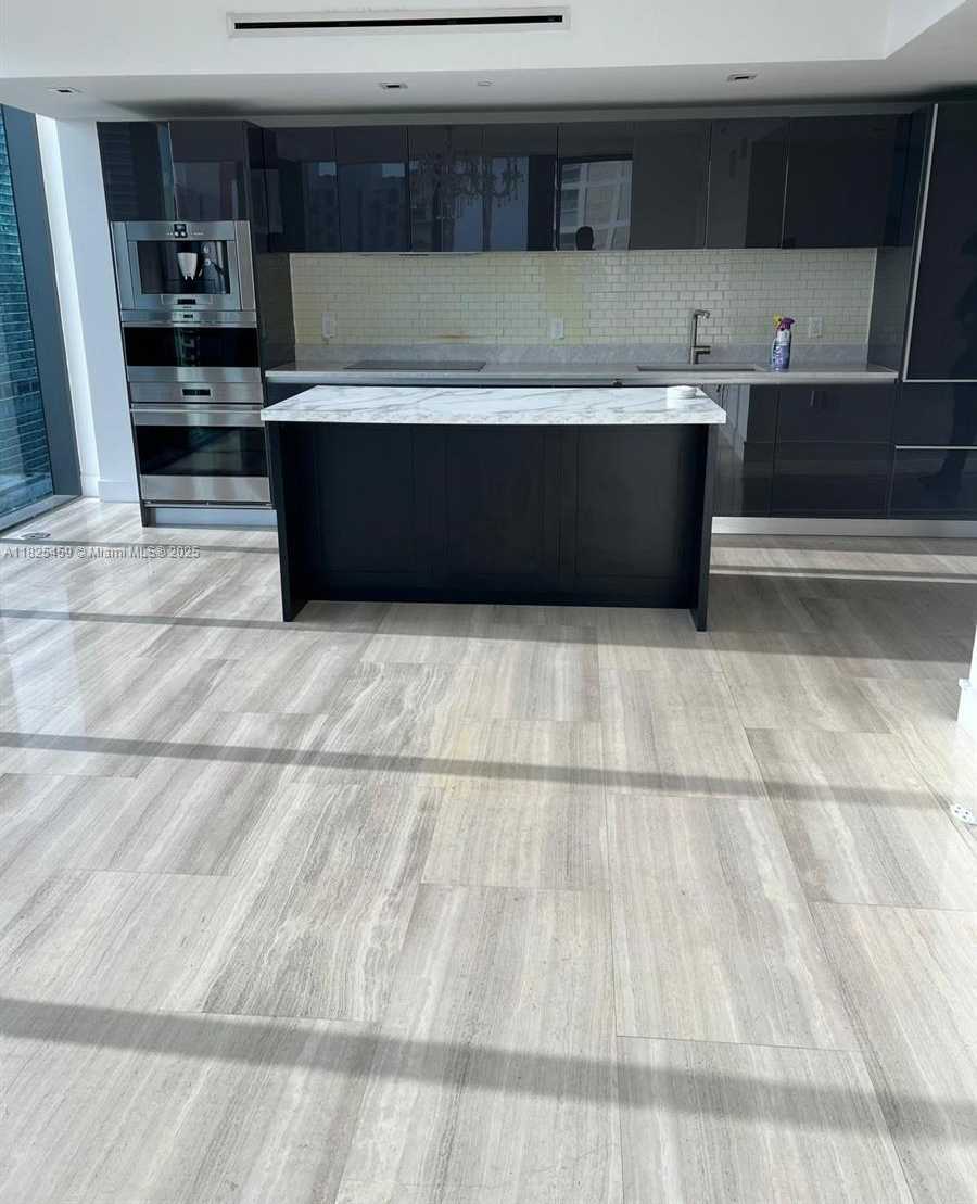 Small Image of 1451 BRICKELL AVE #2404, Miami Number 24