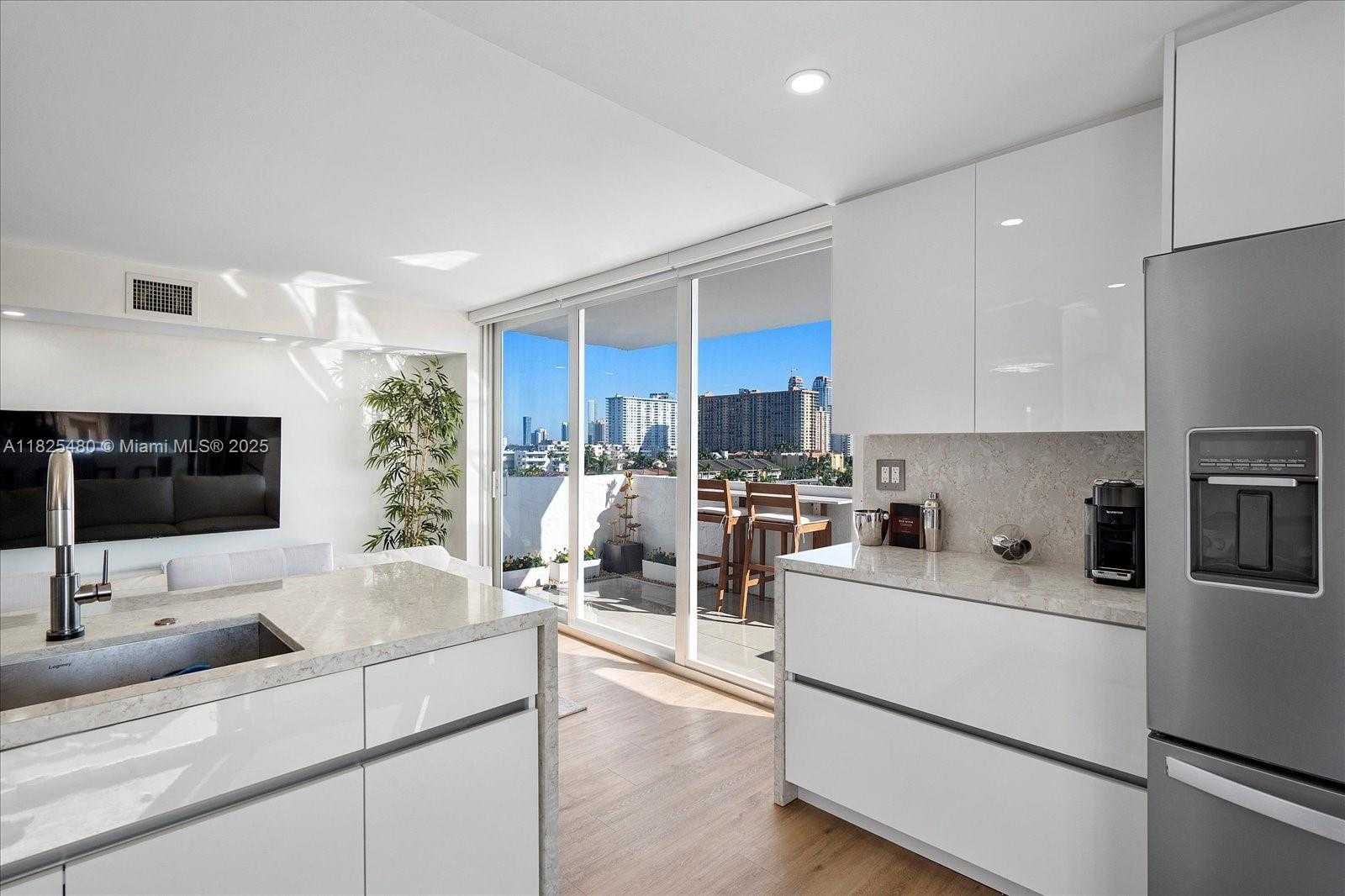 Small Image of 3703 NORTH EAST 166TH ST #701, North Miami Beach Number 14