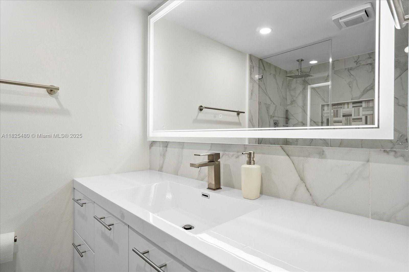 Small Image of 3703 NORTH EAST 166TH ST #701, North Miami Beach Number 24