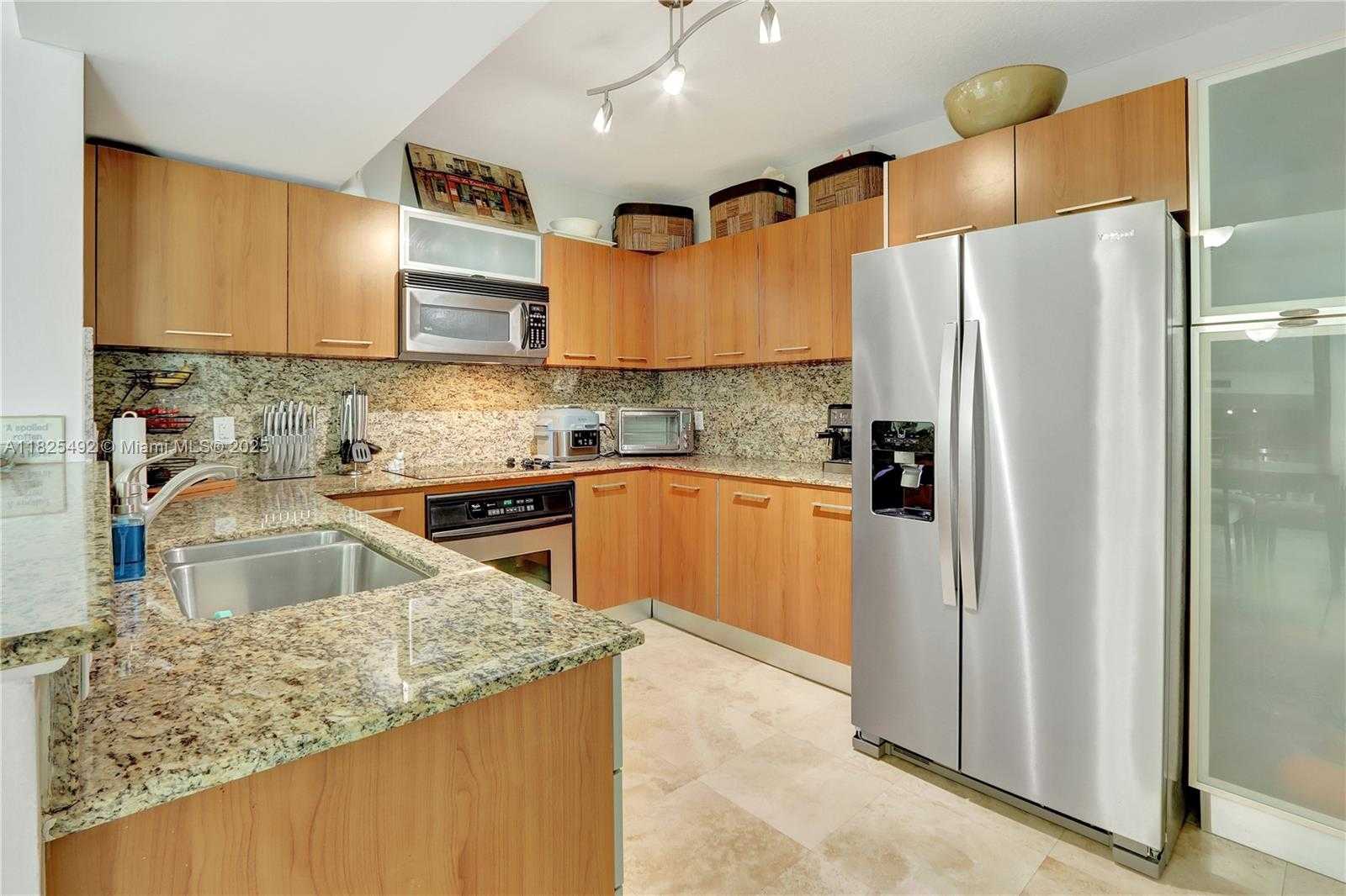 Small Image of 9055 SOUTH WEST 73RD CT #1902, Miami Number 6
