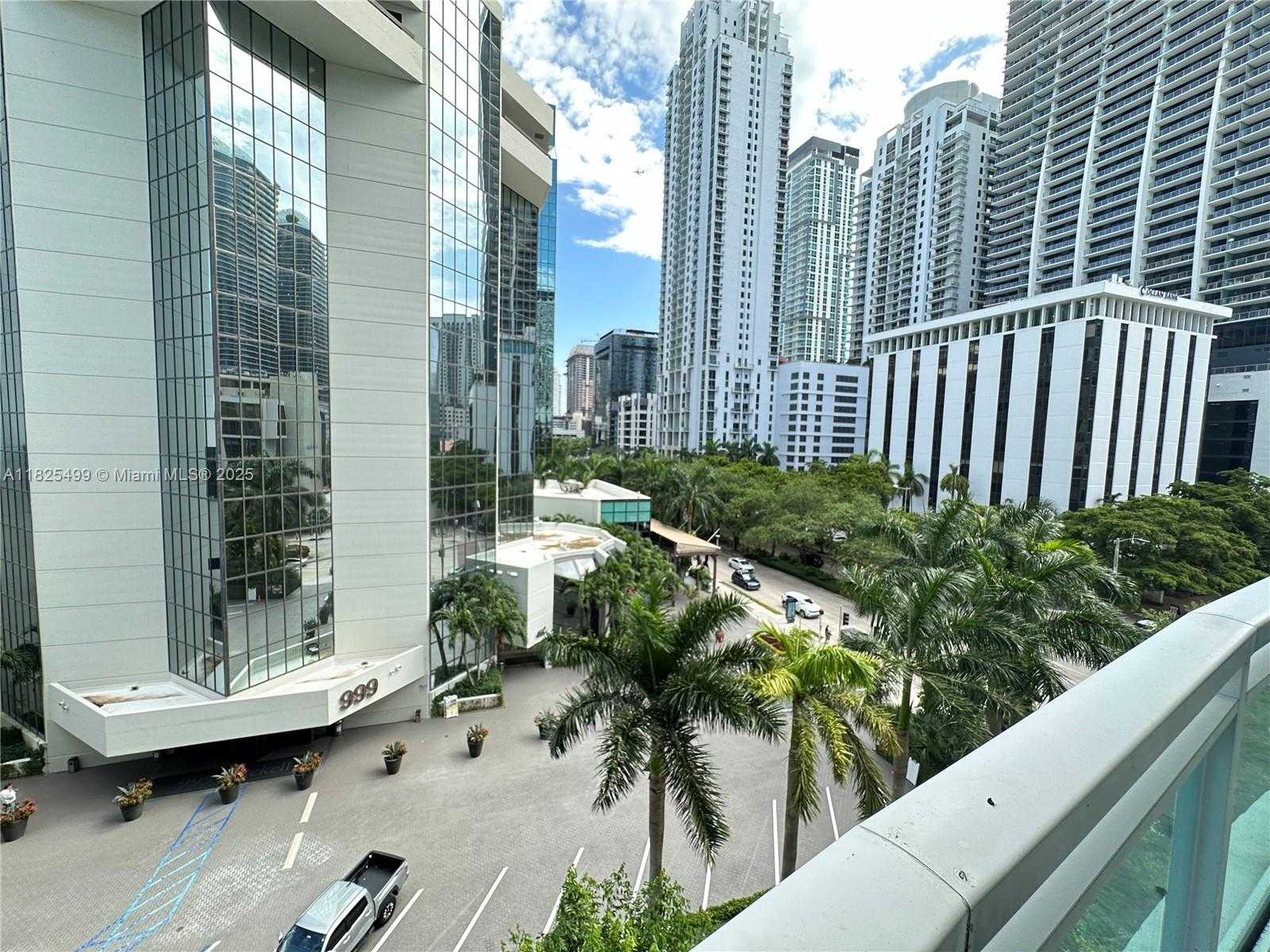 Small Image of 951 BRICKELL AVE #510, Miami Number 30