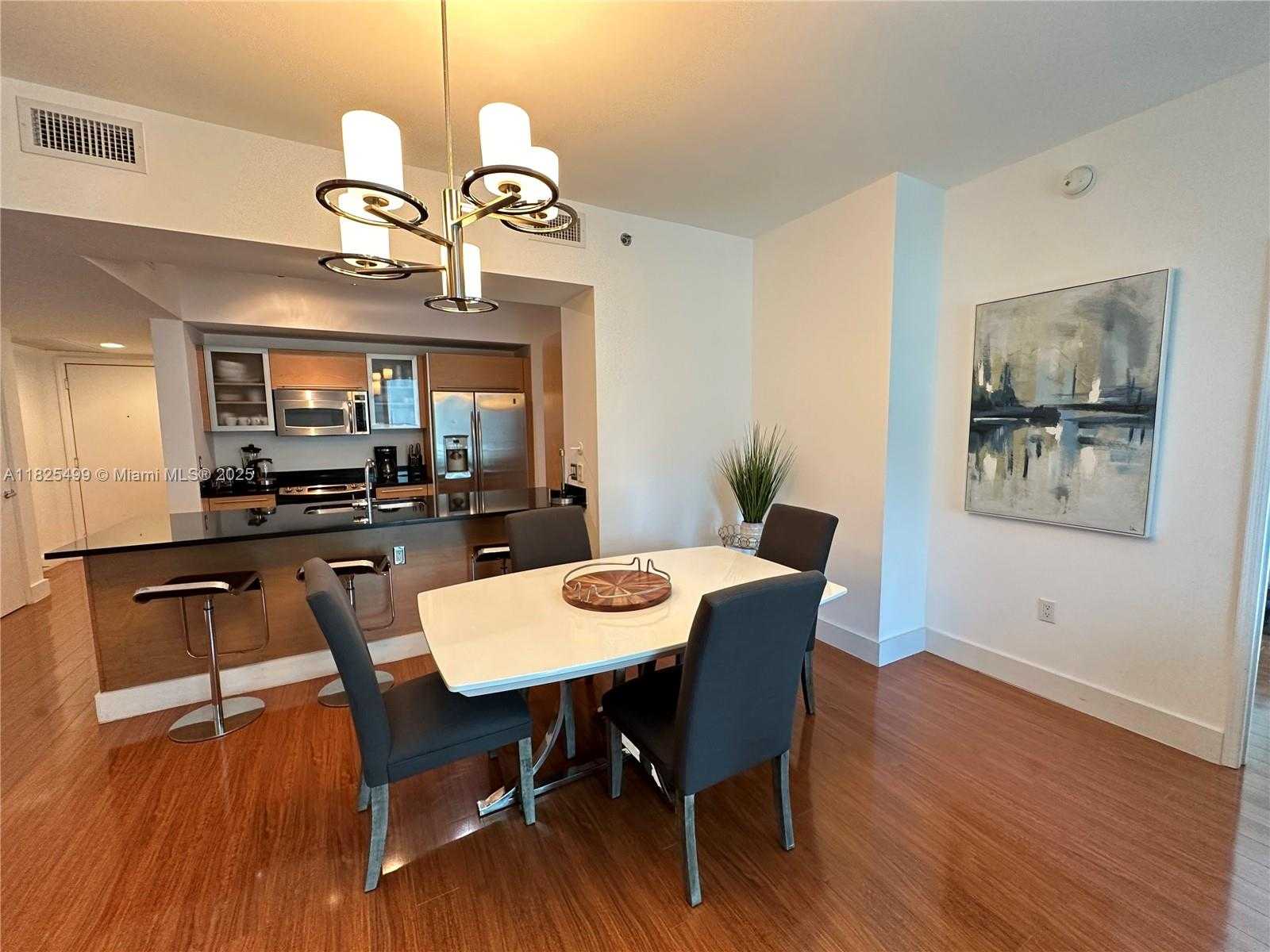 Small Image of 951 BRICKELL AVE #510, Miami Number 5