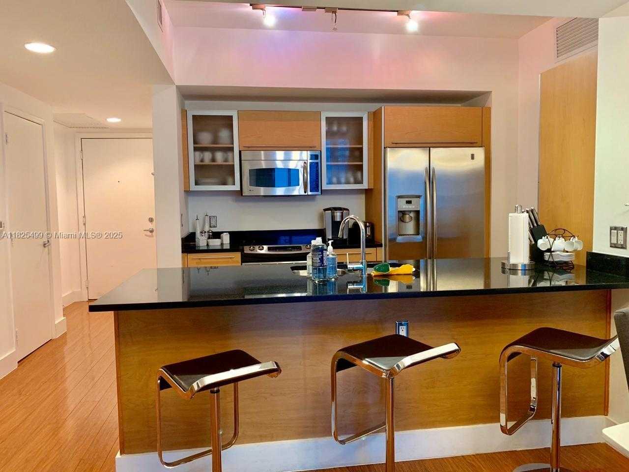Small Image of 951 BRICKELL AVE #510, Miami Number 8