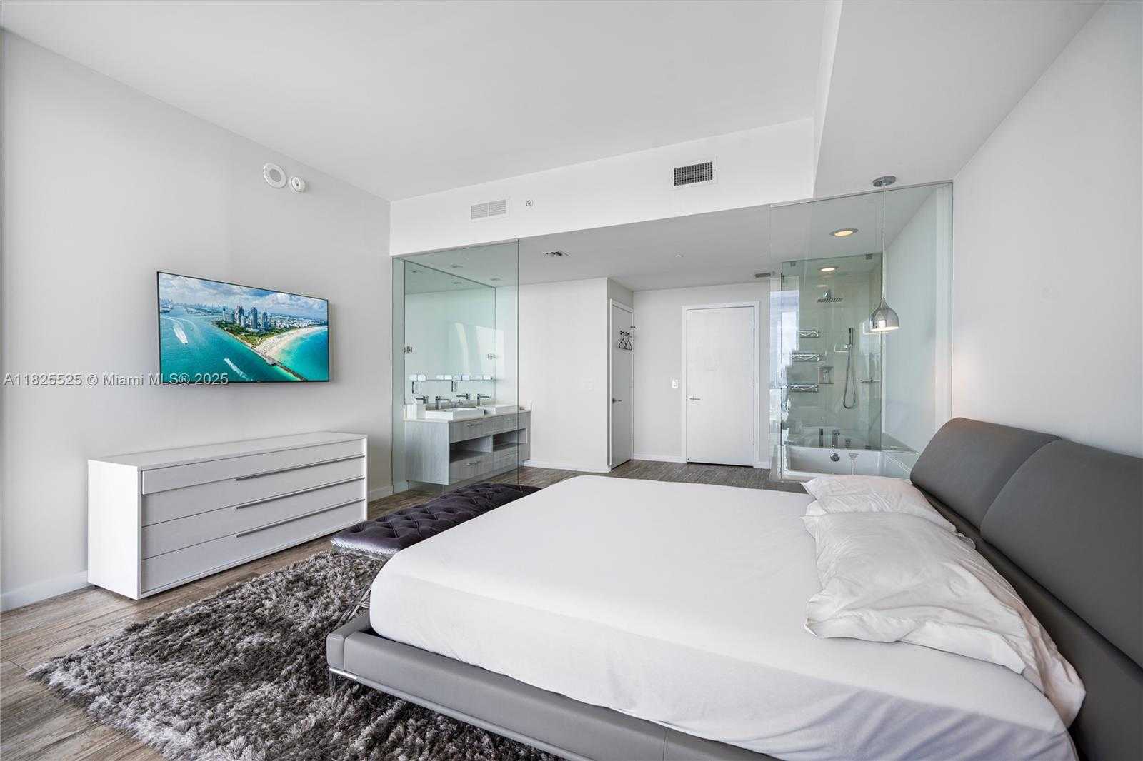 Small Image of 650 NORTH EAST 32ND ST #PH5003, Miami Number 16