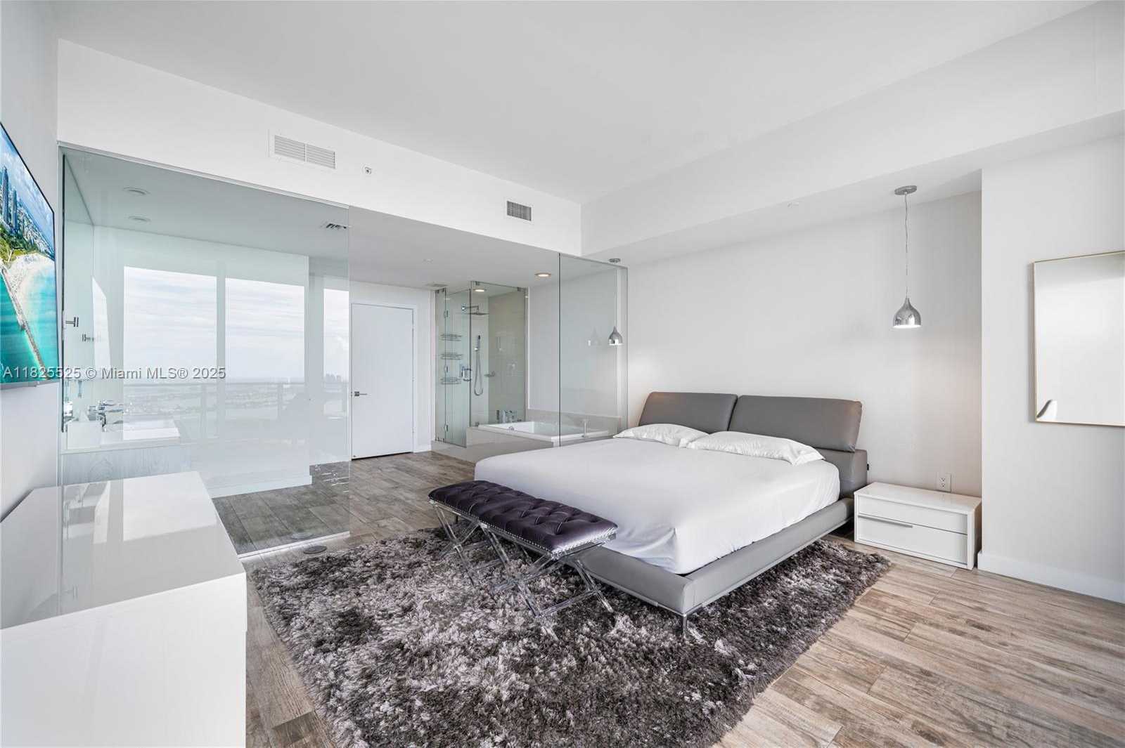Small Image of 650 NORTH EAST 32ND ST #PH5003, Miami Number 17