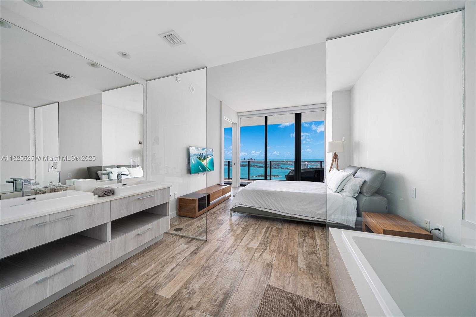 Small Image of 650 NORTH EAST 32ND ST #PH5003, Miami Number 24