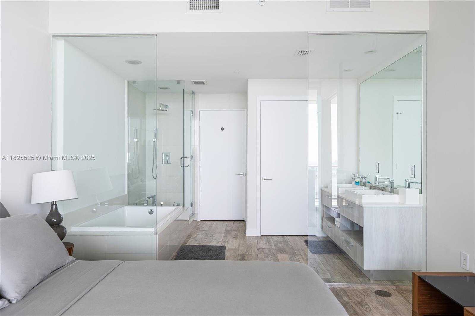 Small Image of 650 NORTH EAST 32ND ST #PH5003, Miami Number 25