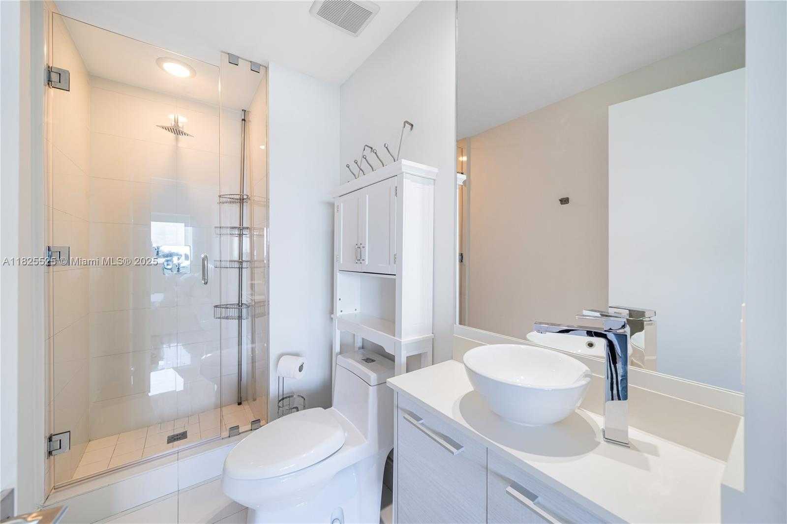 Small Image of 650 NORTH EAST 32ND ST #PH5003, Miami Number 31