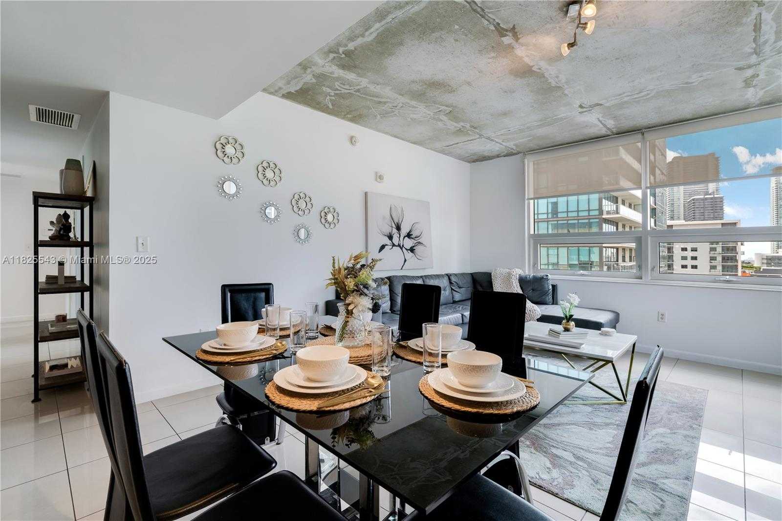 Small Image of 3250 NORTH EAST 1ST AVE #1016, Miami Number 6