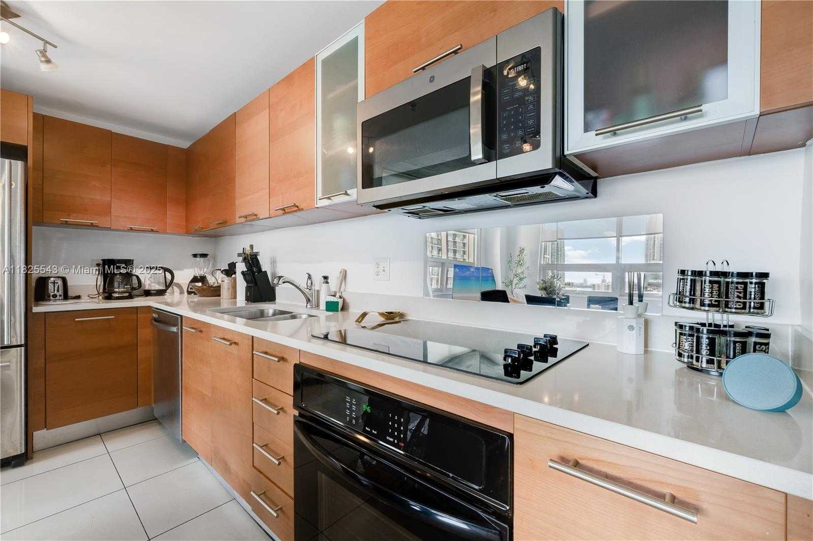 Small Image of 3250 NORTH EAST 1ST AVE #1016, Miami Number 9