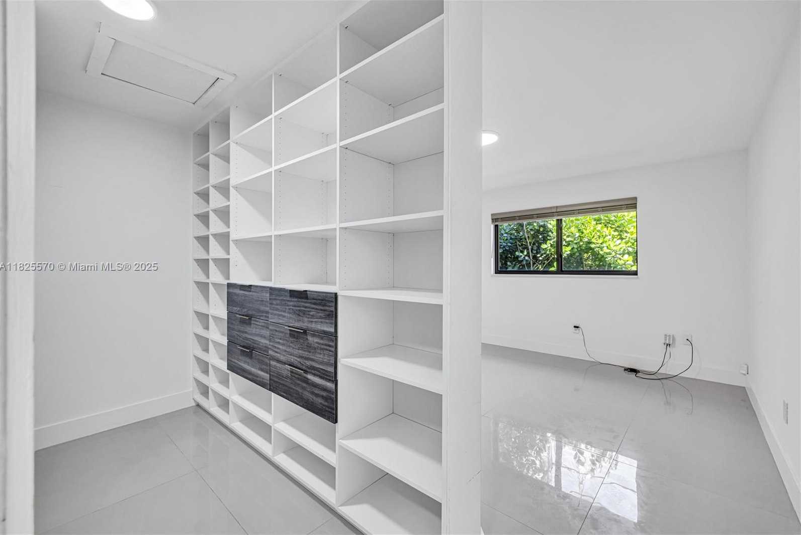 Small Image of 1205 WALLACE ST, Coral Gables Number 25