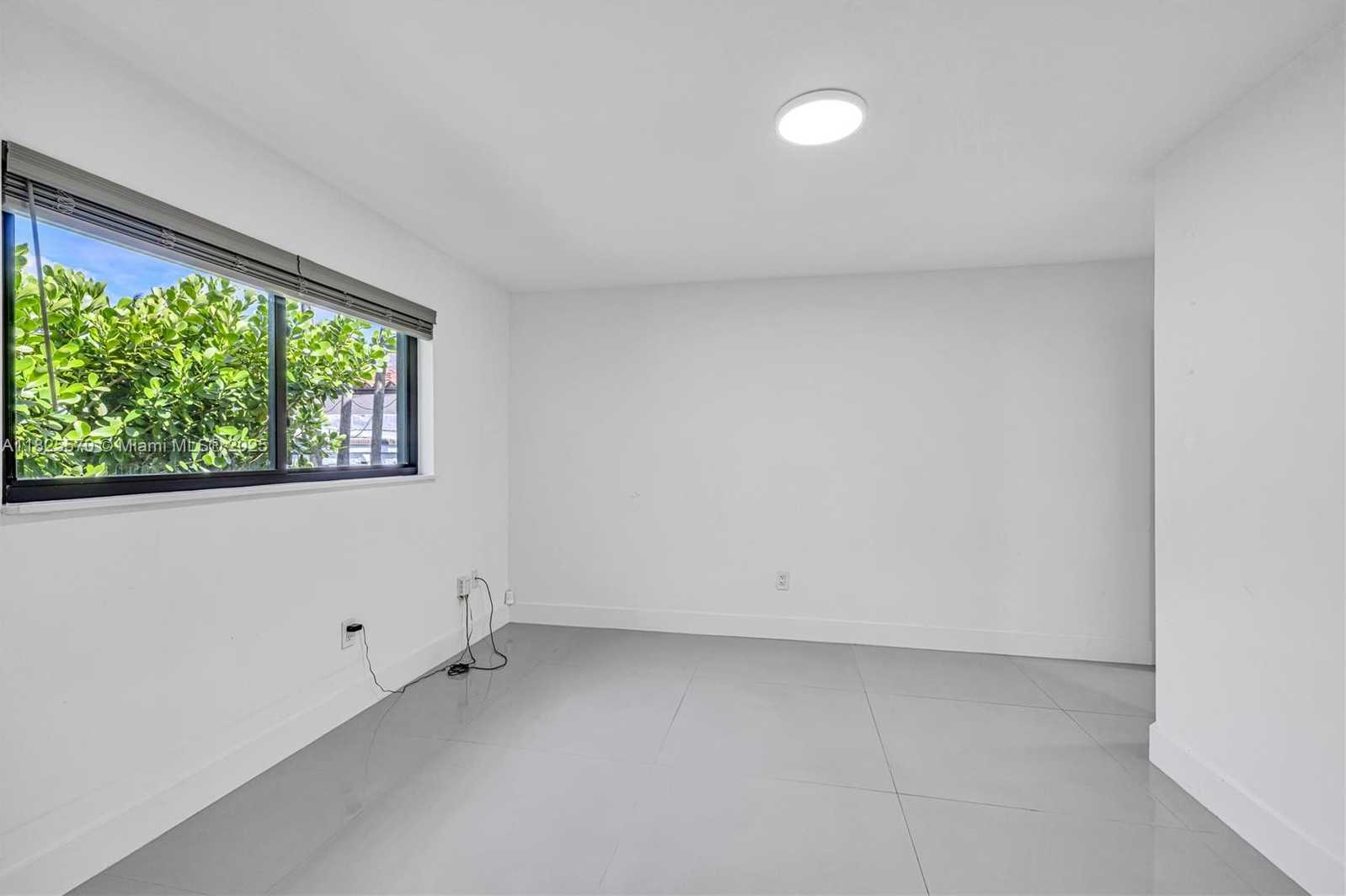 Small Image of 1205 WALLACE ST, Coral Gables Number 28