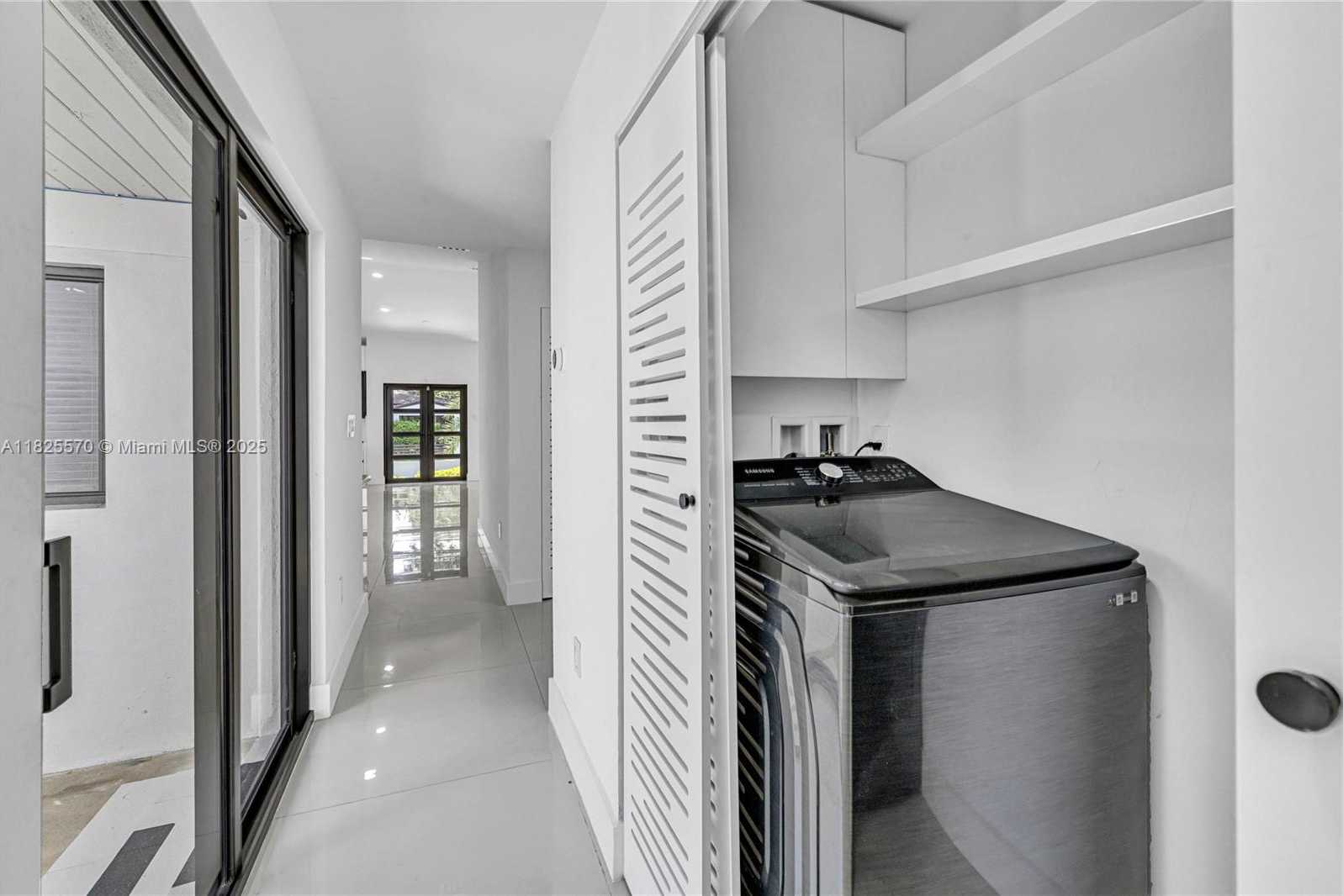 Small Image of 1205 WALLACE ST, Coral Gables Number 32