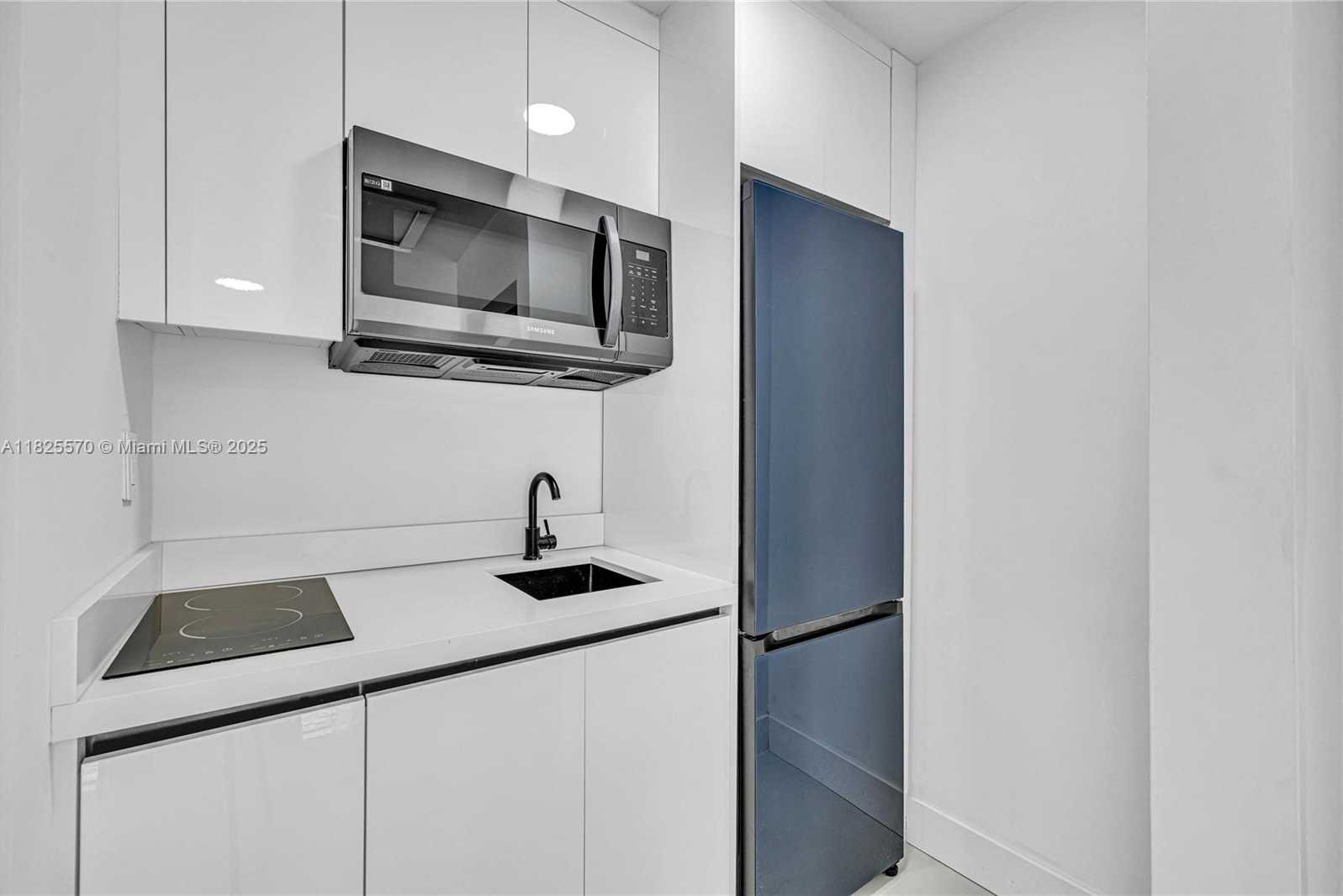Small Image of 1205 WALLACE ST, Coral Gables Number 48