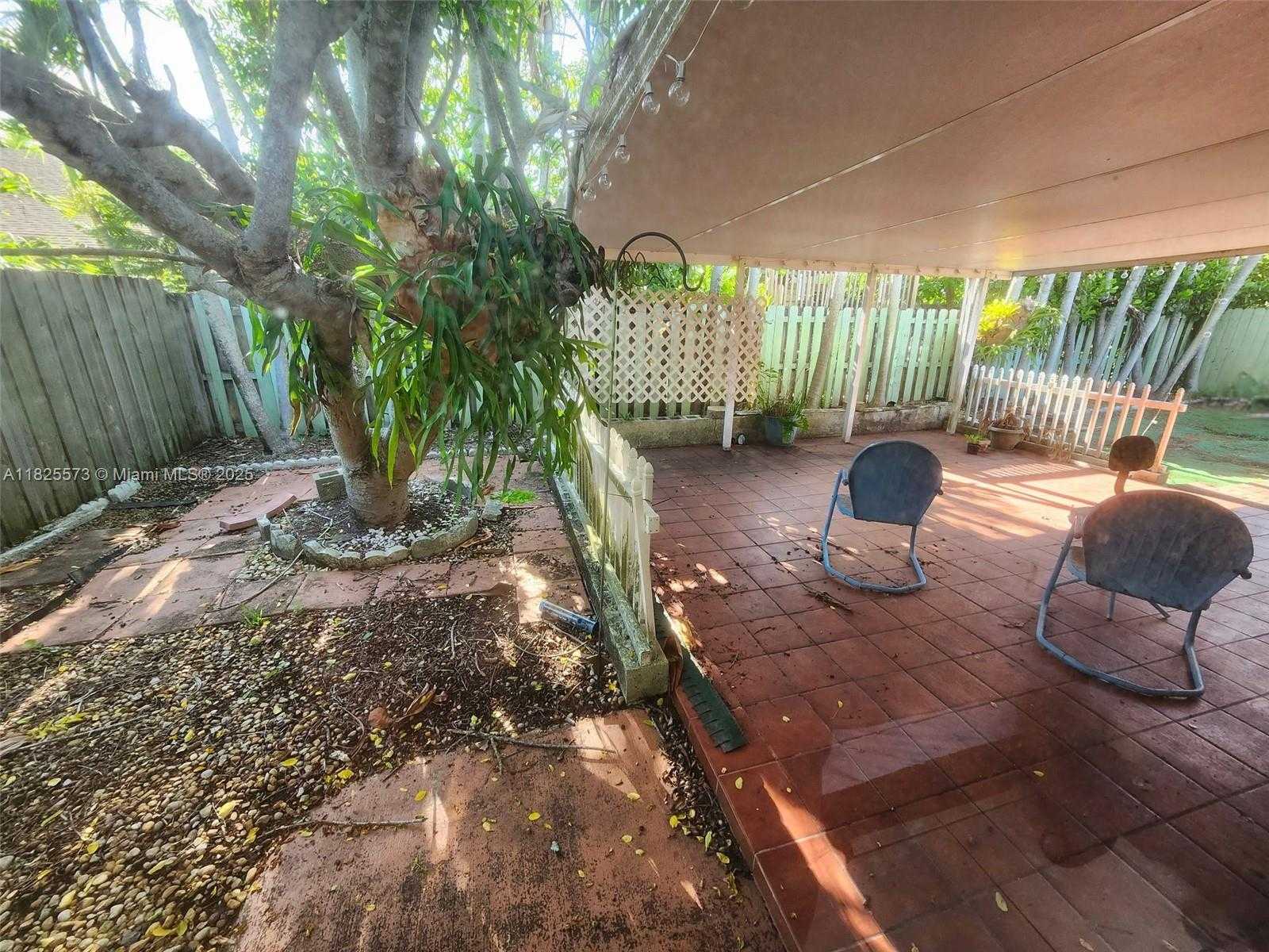 Small Image of 13337 SOUTH WEST 114TH PL, Miami Number 18