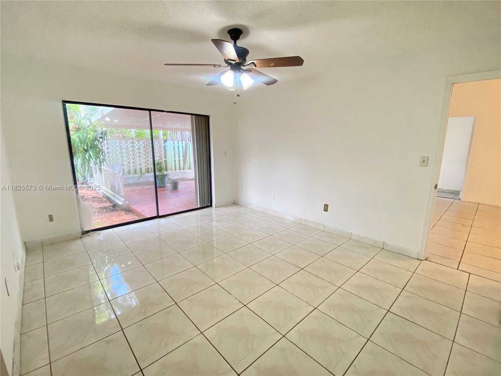 Small Image of 13337 SOUTH WEST 114TH PL, Miami Number 7