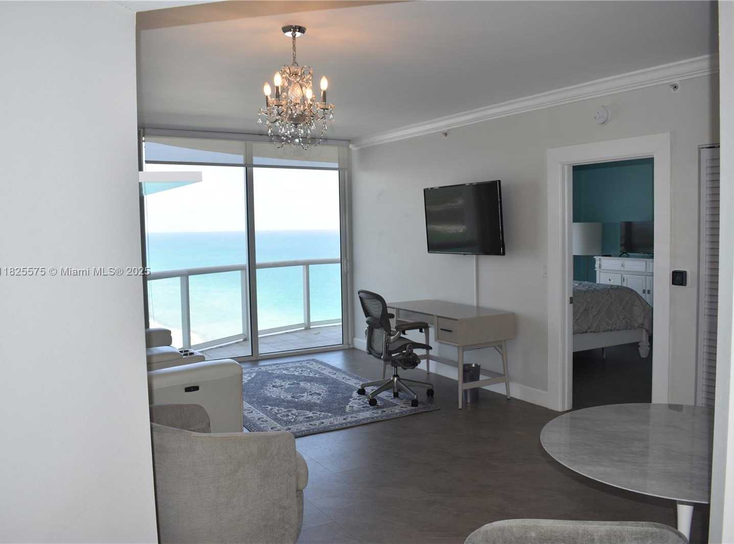 Small Image of Miami Beach Number 13