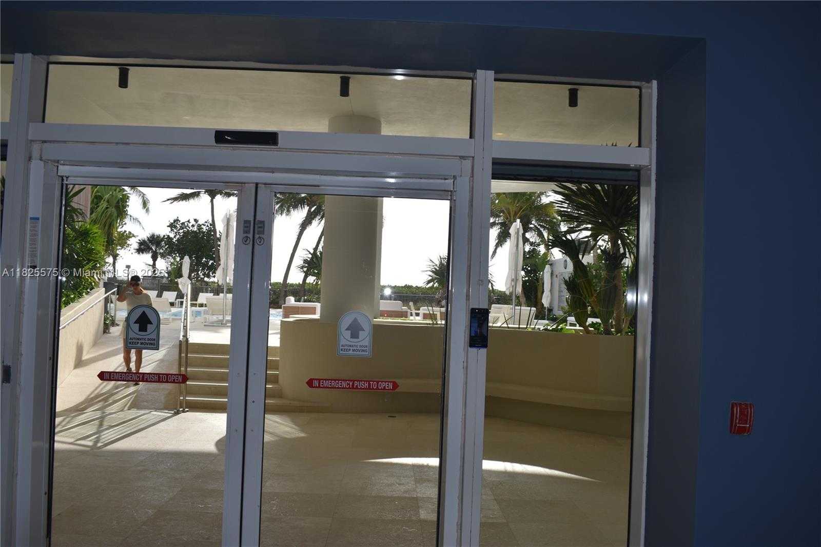 Small Image of Miami Beach Number 50