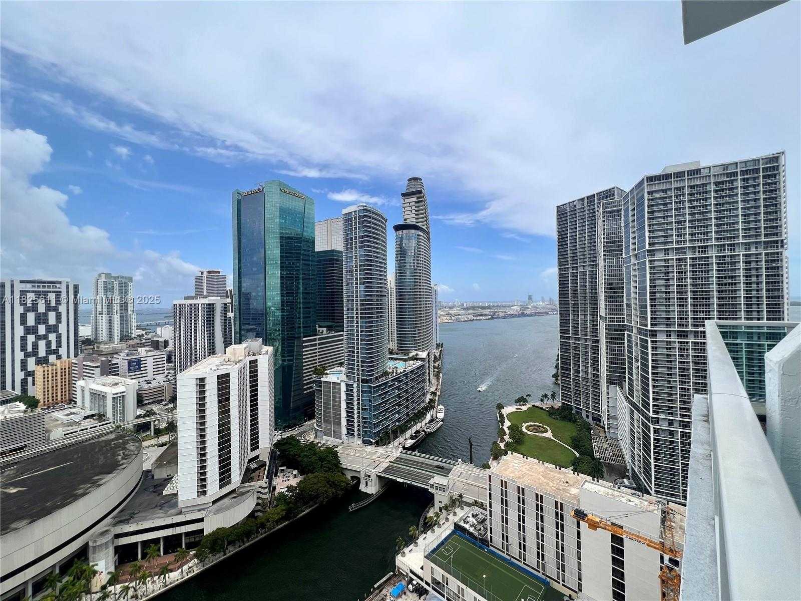 Small Image of 41 SOUTH EAST 5TH ST #2003, Miami Number 7