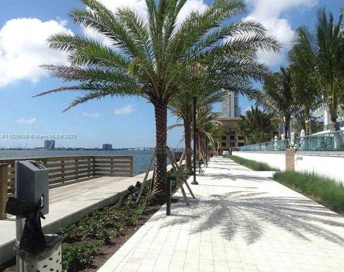 Small Image of 2900 NORTH EAST 7 AV #PH4606, Miami Number 18