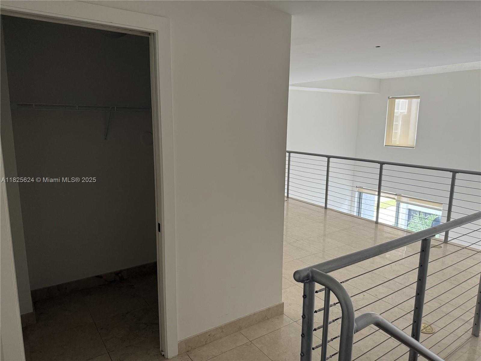 Small Image of 1060 BRICKELL AVE #415, Miami Number 5