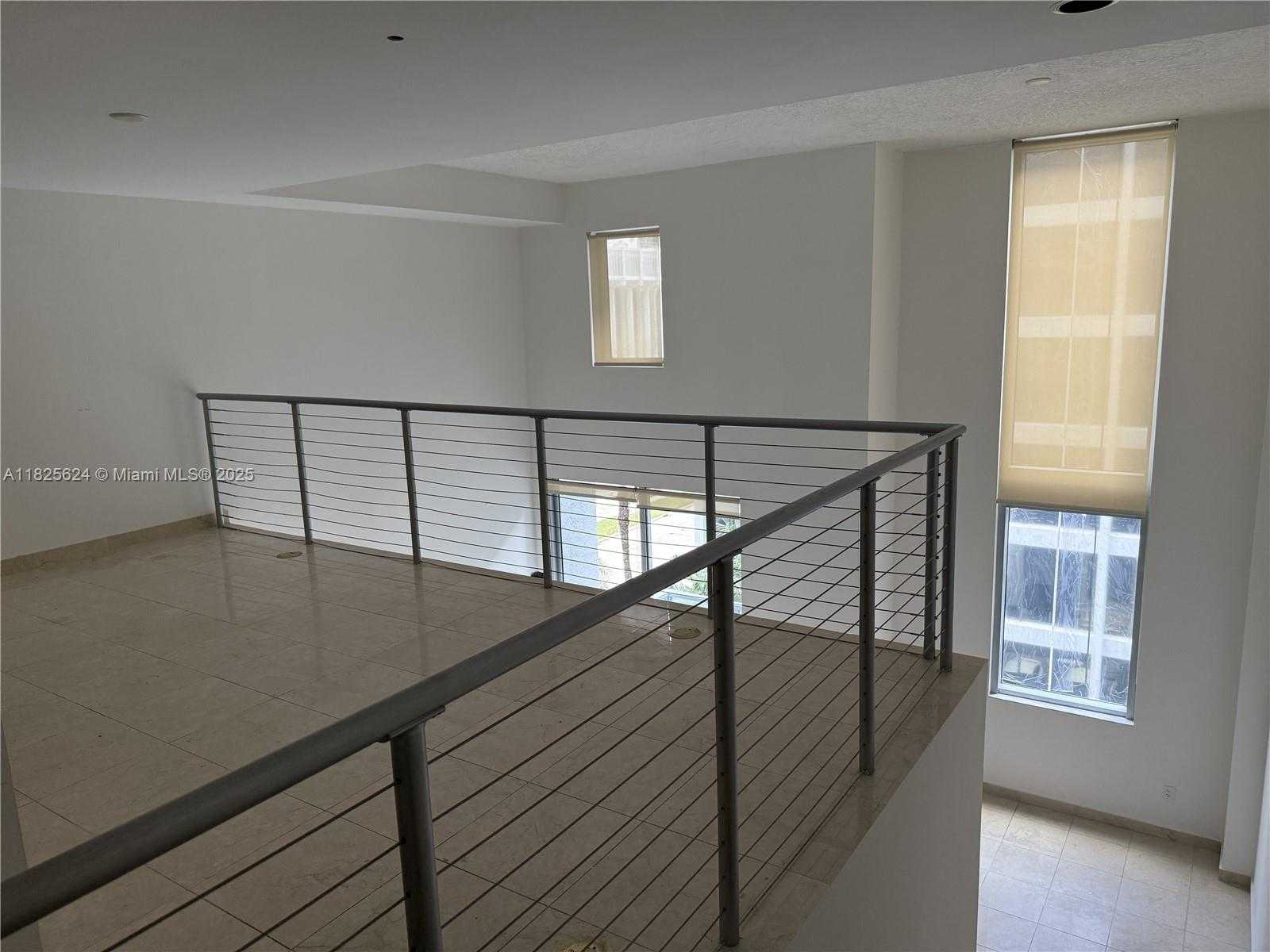 Small Image of 1060 BRICKELL AVE #415, Miami Number 6