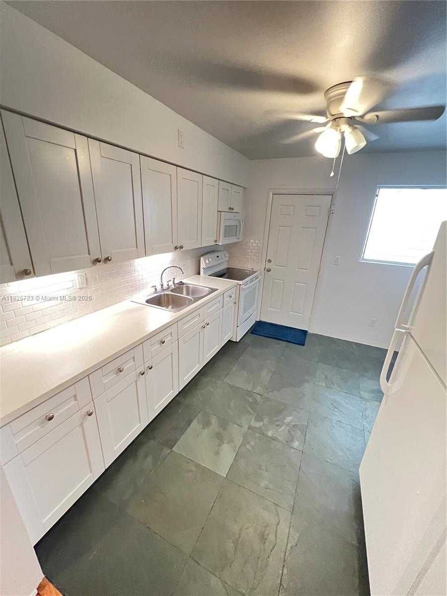 Small Image of 550 NORTH EAST 76TH ST #2, Miami Number 2