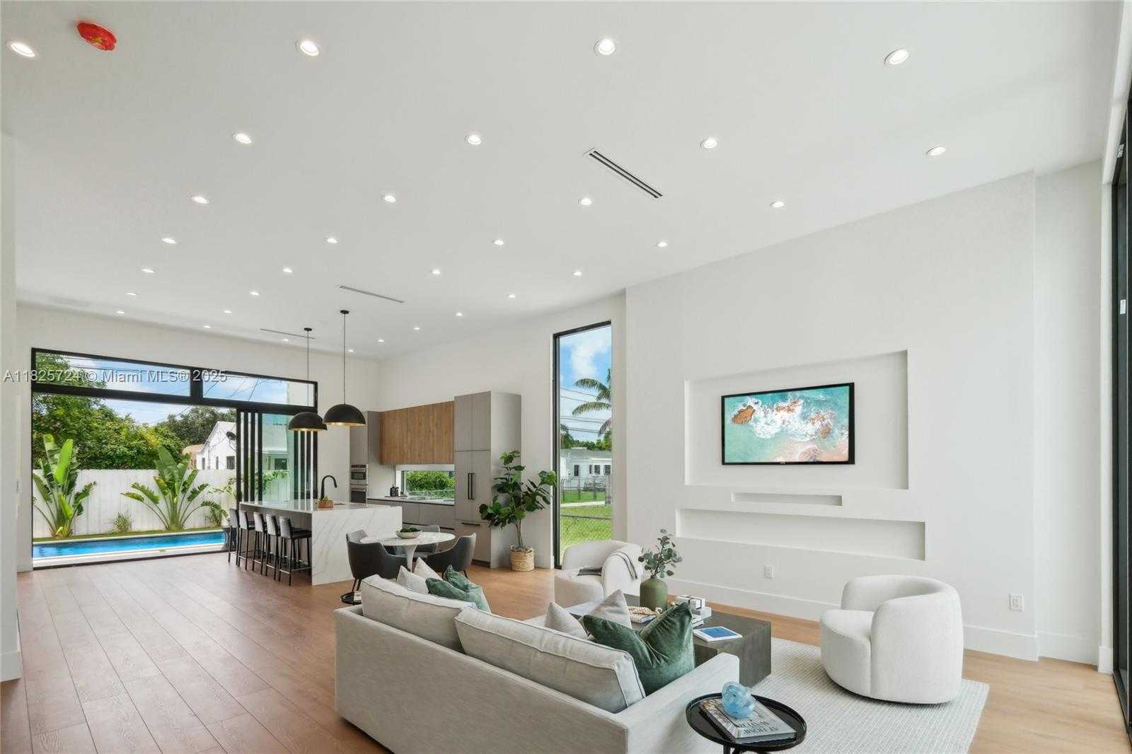 Small Image of 424 NORTH WEST 43RD ST #1, Miami Number 18