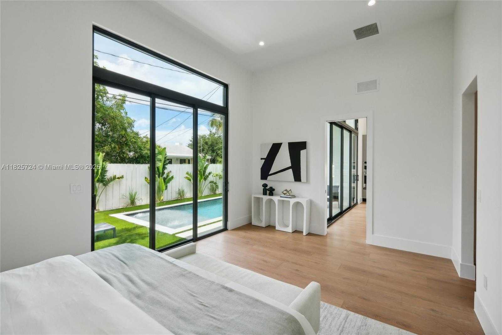 Small Image of 424 NORTH WEST 43RD ST #1, Miami Number 22