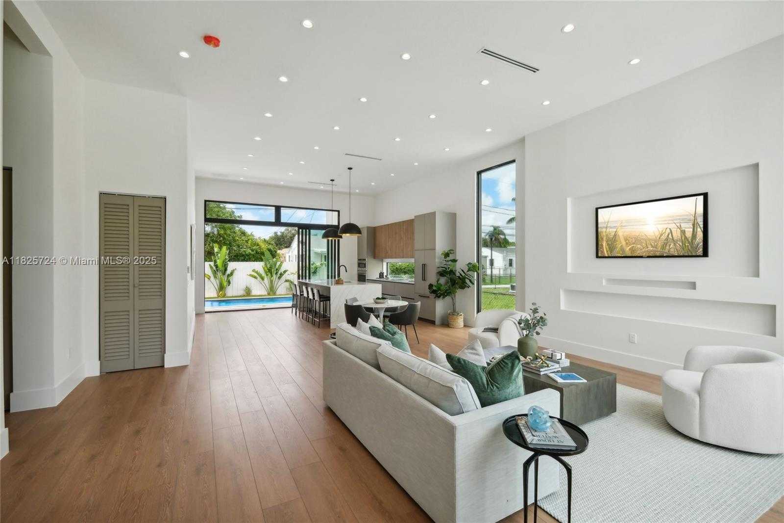 Small Image of 424 NORTH WEST 43RD ST #1, Miami Number 27