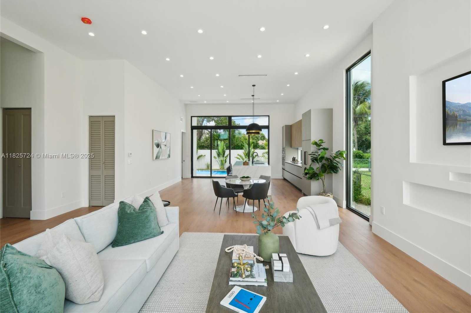 Small Image of 424 NORTH WEST 43RD ST #1, Miami Number 28