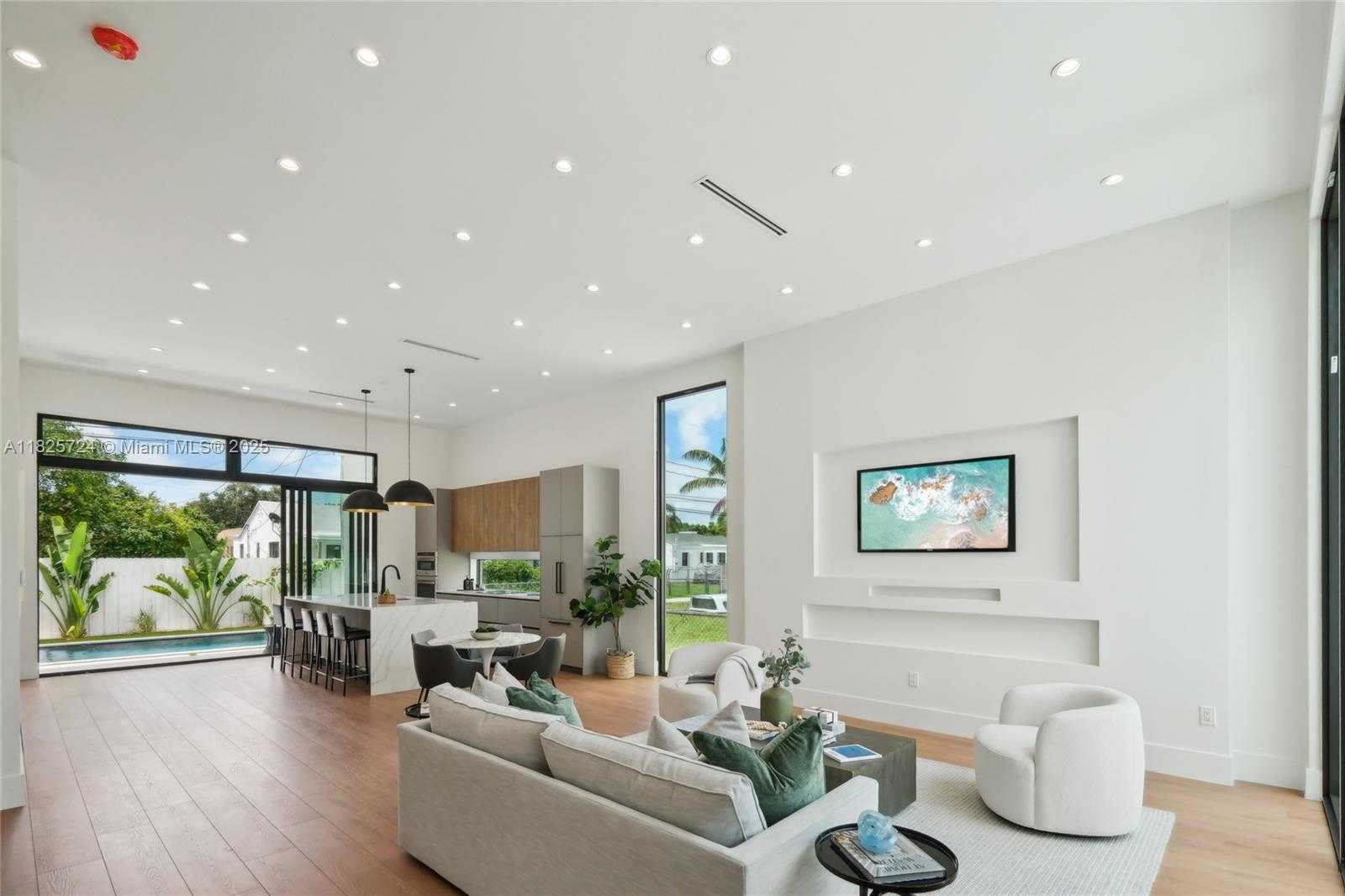 Small Image of 424 NORTH WEST 43RD ST #1, Miami Number 30