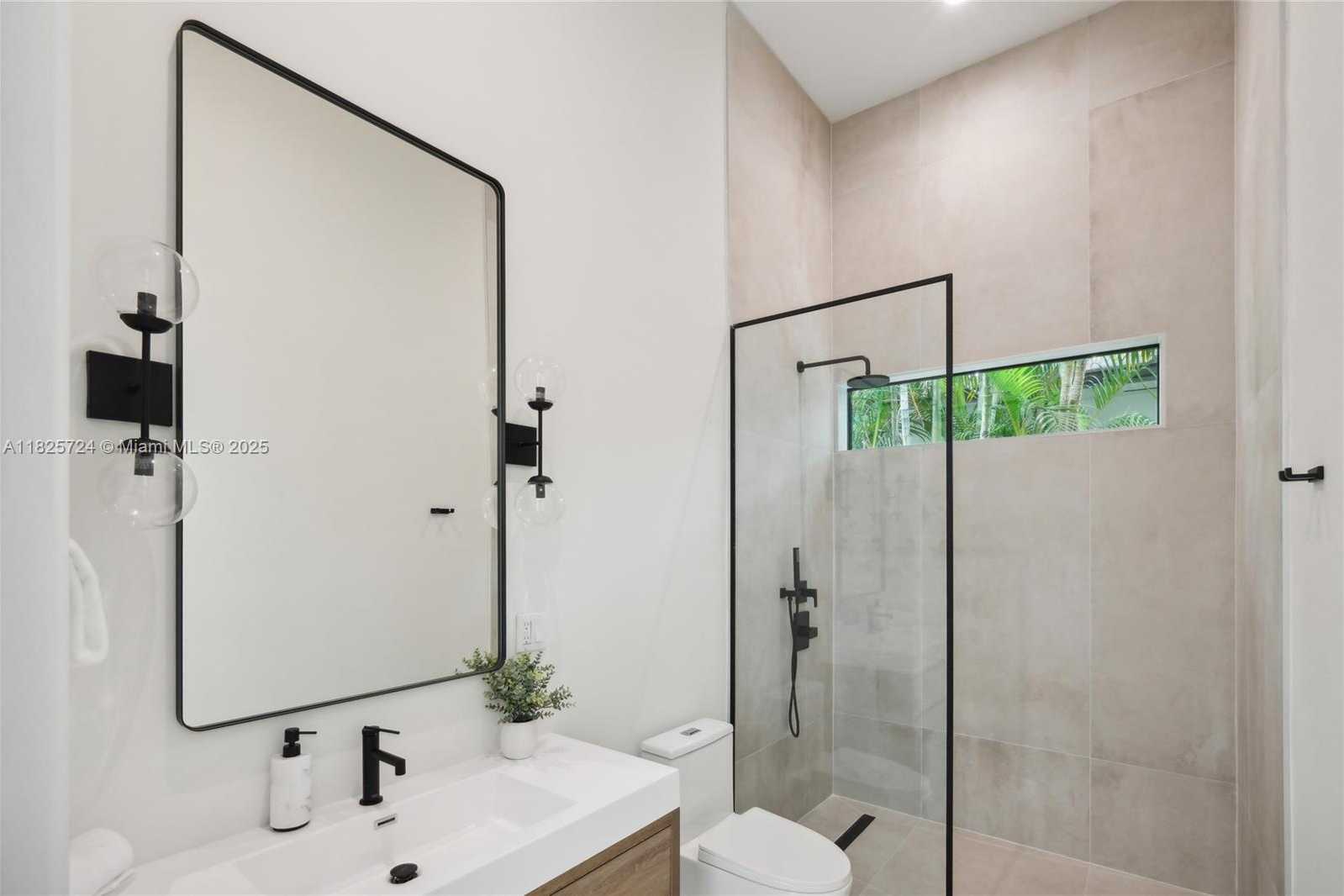 Small Image of 424 NORTH WEST 43RD ST #1, Miami Number 41