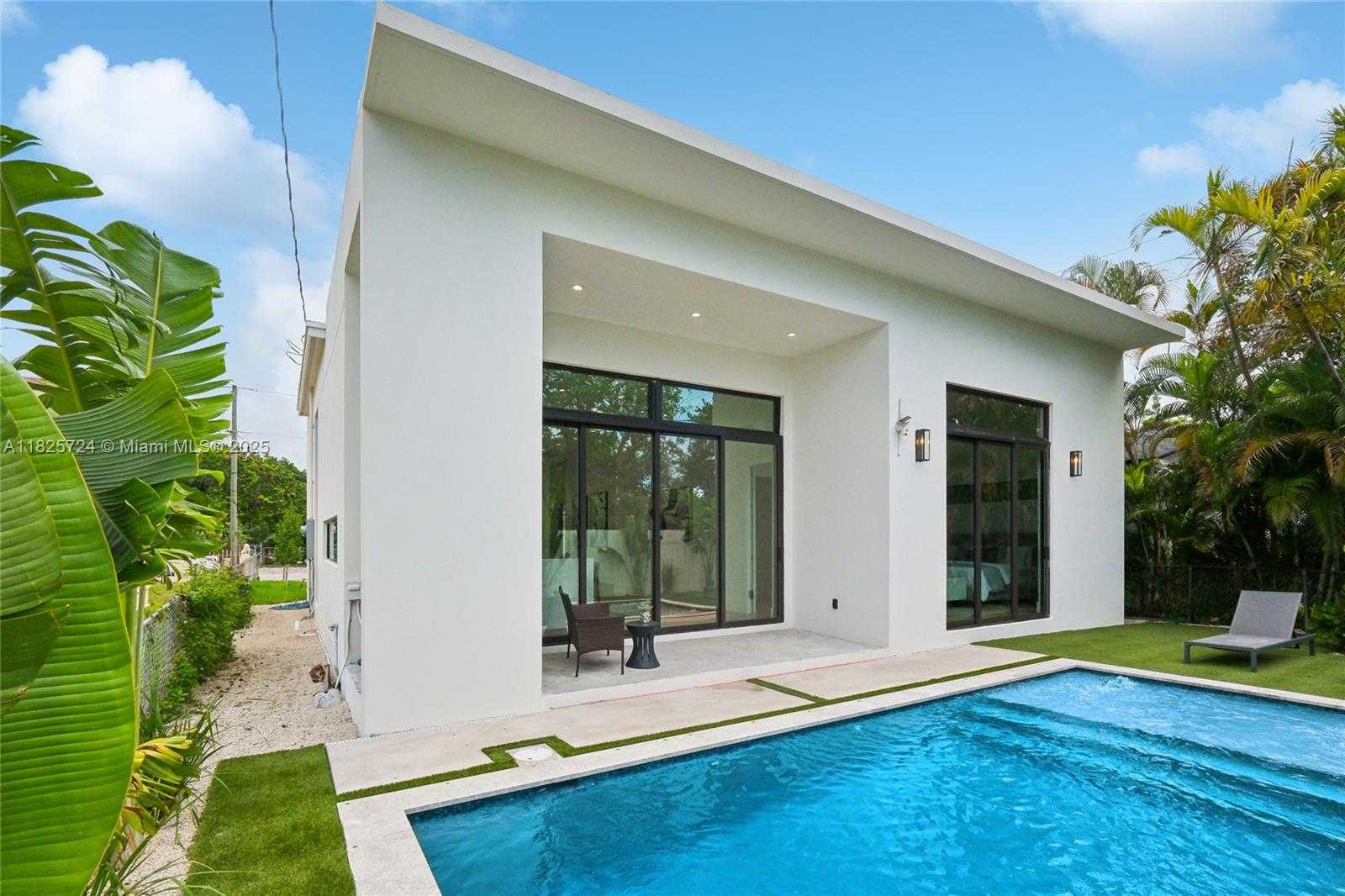 Small Image of 424 NORTH WEST 43RD ST #1, Miami Number 45