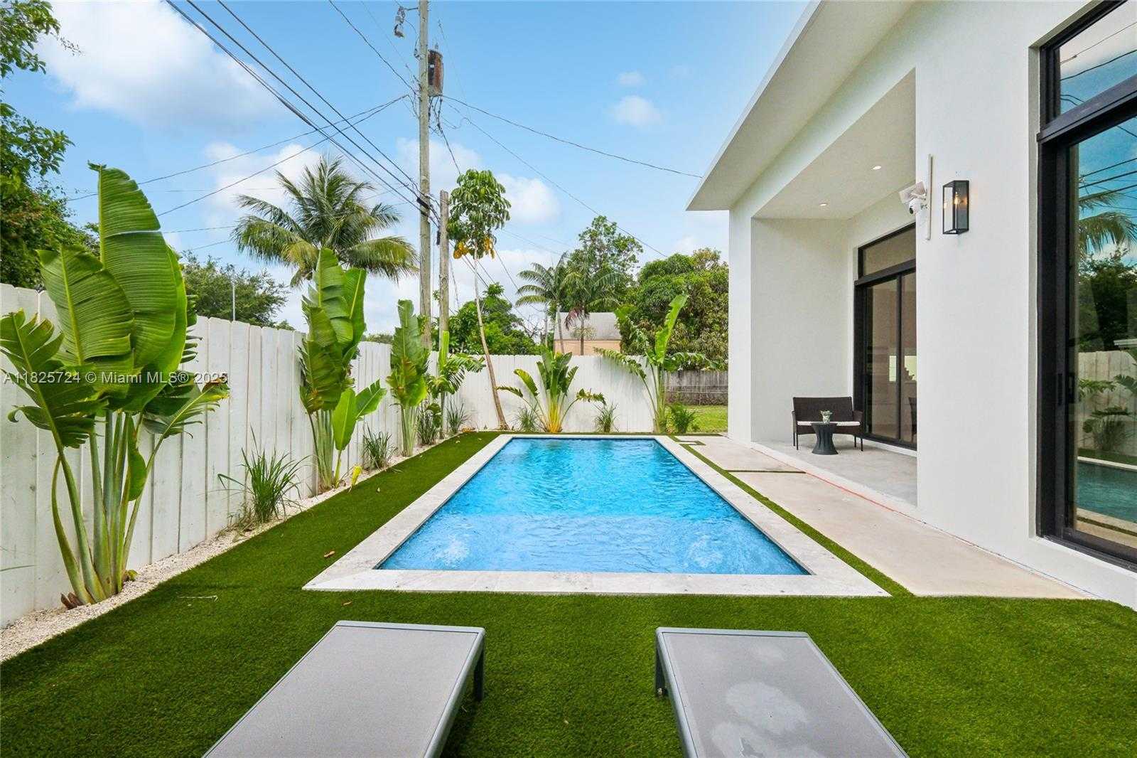 Small Image of 424 NORTH WEST 43RD ST #1, Miami Number 46