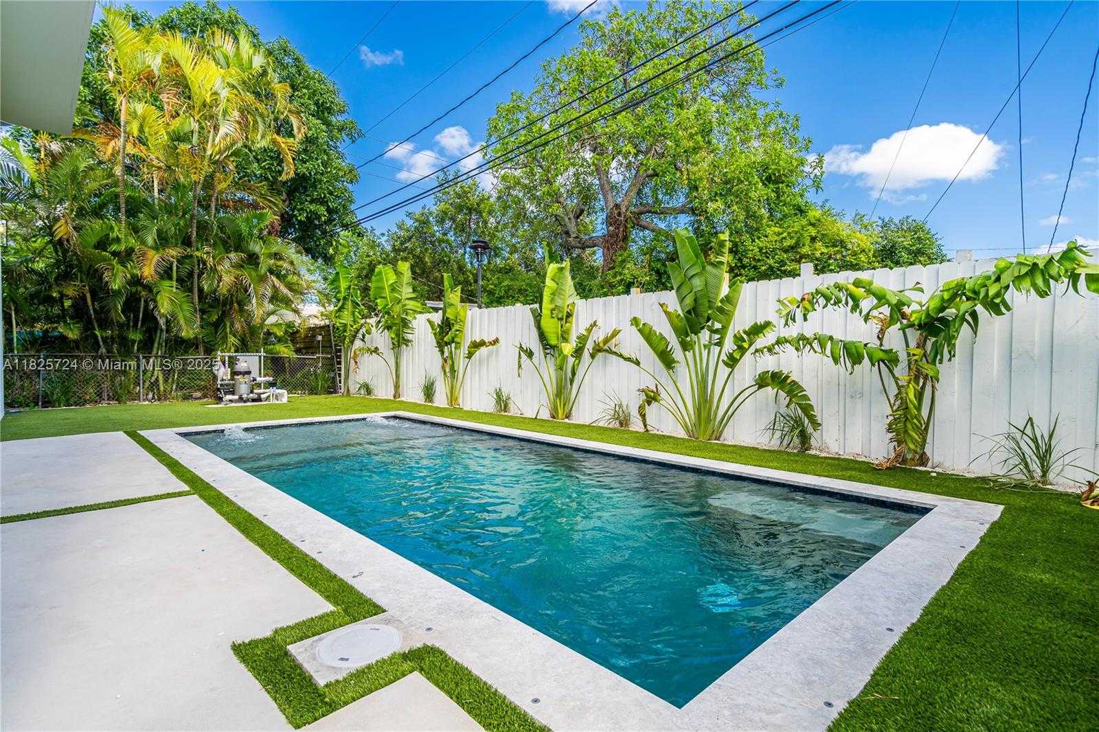 Small Image of 424 NORTH WEST 43RD ST #1, Miami Number 5