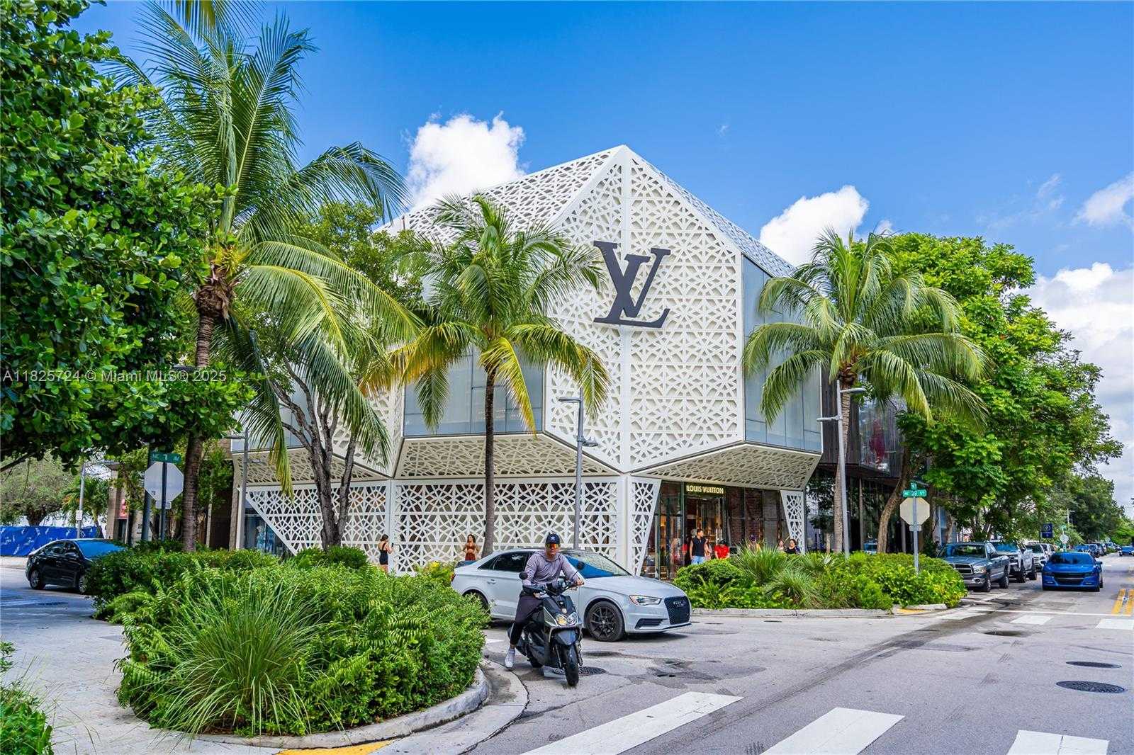 Small Image of 424 NORTH WEST 43RD ST #1, Miami Number 61