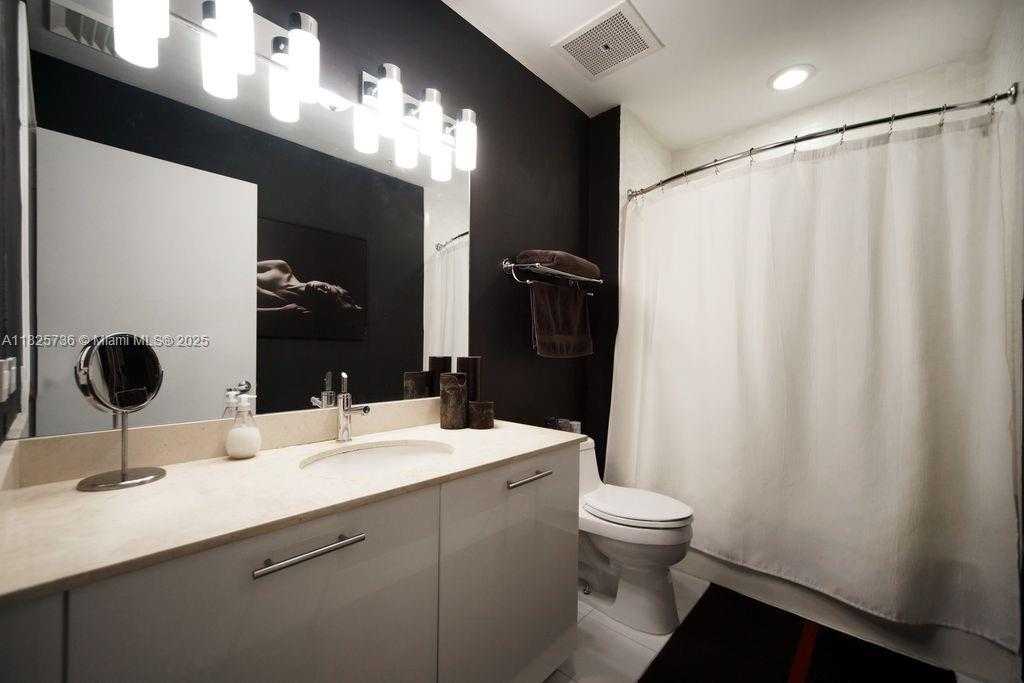 Small Image of 3470 EAST COAST AVE #H2603, Miami Number 7