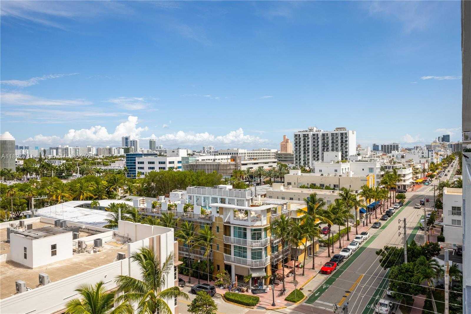 Small Image of 345 OCEAN DR #904, Miami Beach Number 20