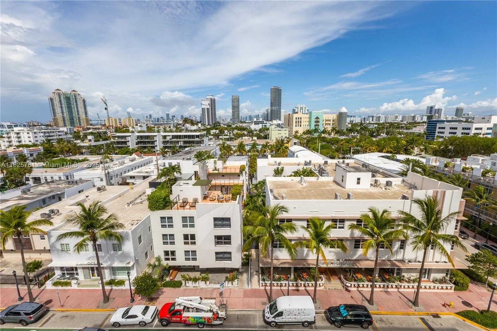 Small Image of 345 OCEAN DR #904, Miami Beach Number 22
