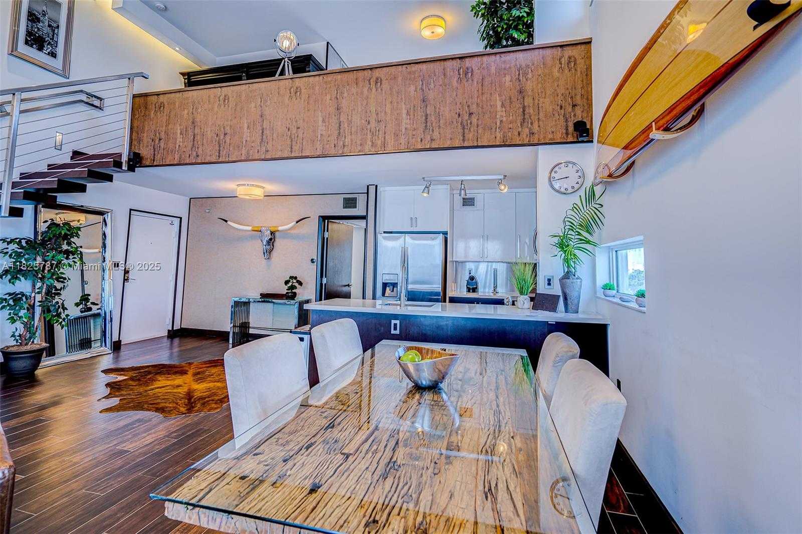 Small Image of 1701 SUNSET HARBOUR DR #L507, Miami Beach Number 8