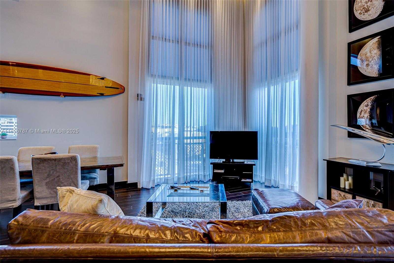 Small Image of 1701 SUNSET HARBOUR DR #L507, Miami Beach Number 9
