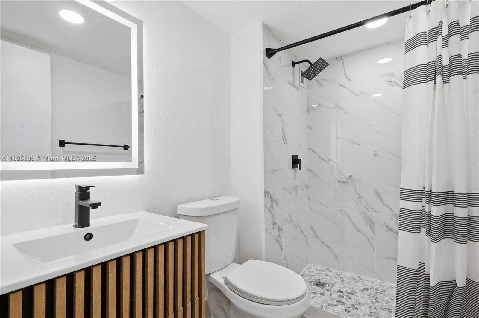 Small Image of 625 BILTMORE WAY #306, Coral Gables Number 22