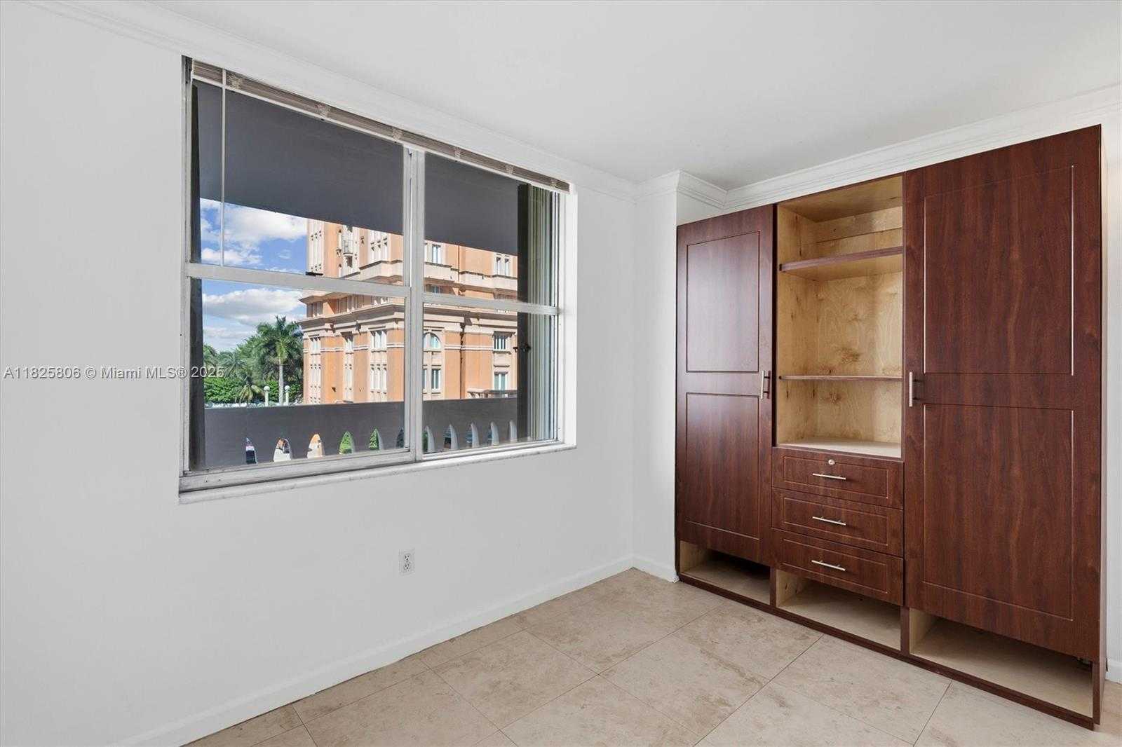 Small Image of 625 BILTMORE WAY #306, Coral Gables Number 26
