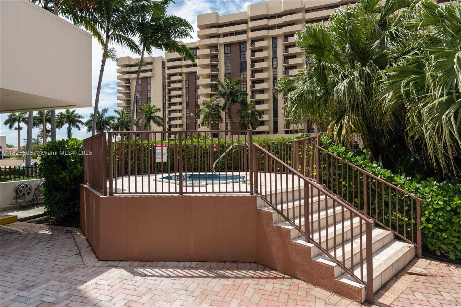 Small Image of 625 BILTMORE WAY #306, Coral Gables Number 37